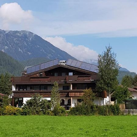 Ferienhaus Alpenroyal Langenfeld Exterior photo